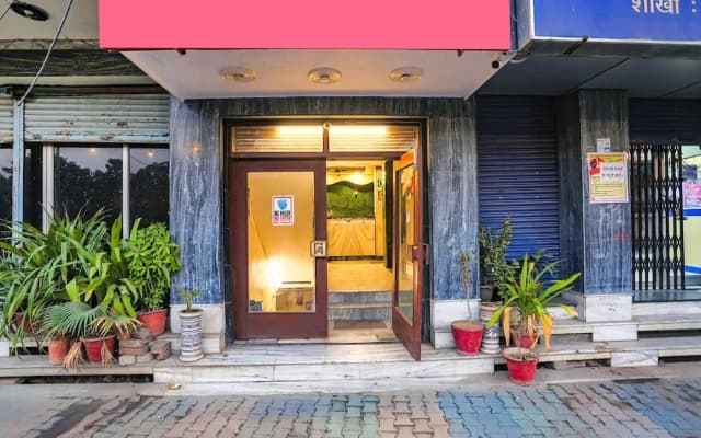 Hotel Kanha Classic by OYO Rooms