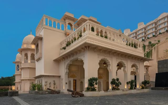 Aurika, Udaipur - Luxury by Lemon Tree Hotels