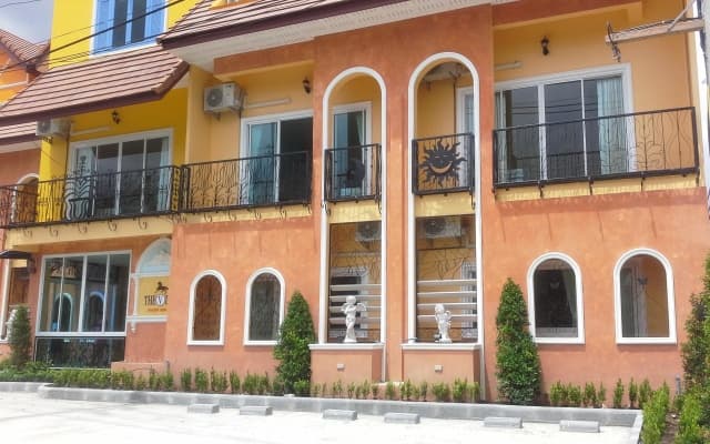 The Villa Khaopreedee