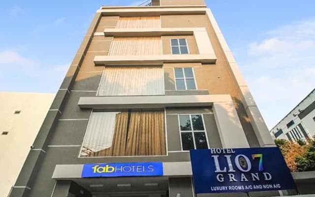 Fabhotel Lio7 Grand
