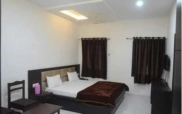 Kanchan Villa
