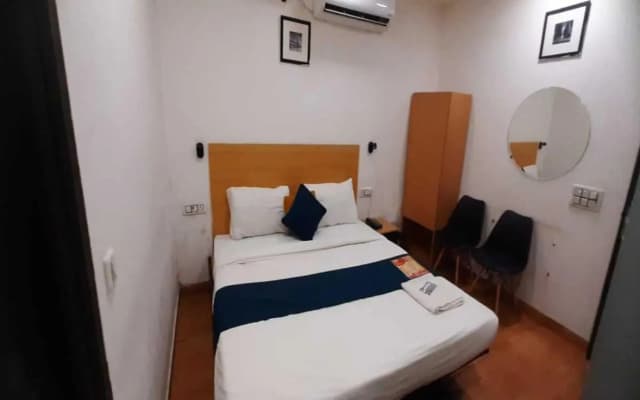 Hotel Raaso Inn - Couple Friendly