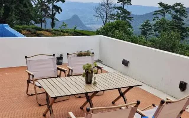 Xinchang Qiyunju Homestay (Xiayanbei Village)