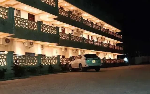 Salama Bling Beach Resort
