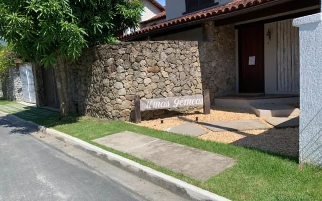 Almas Gêmeas suíte com cozinha praia da Ribeira