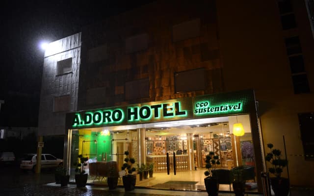Adoro Hotel