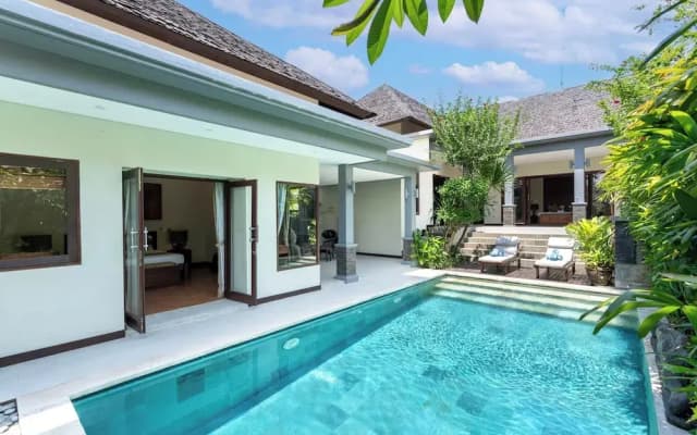 Senang Villa by Betterplace
