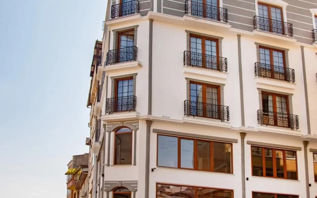 Grand Business Hotel