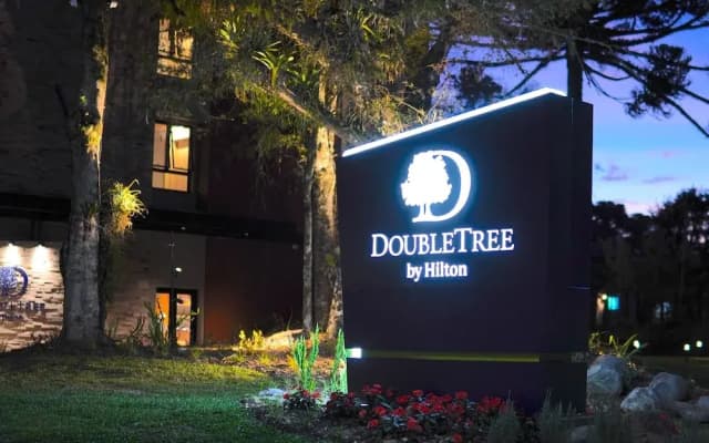 DoubleTree by Hilton Caracol Canela