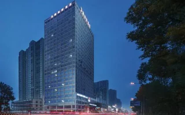 Daems Grand Hotel(Yuanjiang Rainbow island)