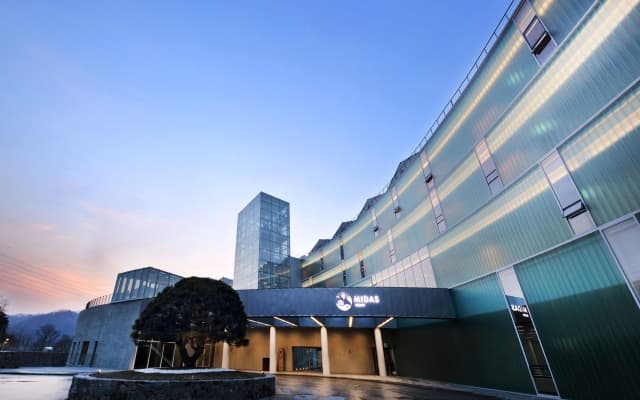 Midas Hotel & Resort