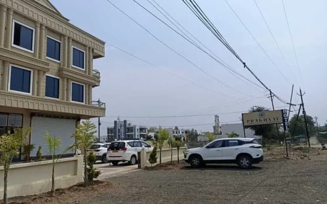 Hotel Prakhyat
