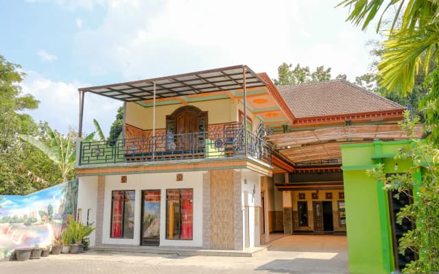 OYO 1689 Sumber Urip Family Homestay Syariah