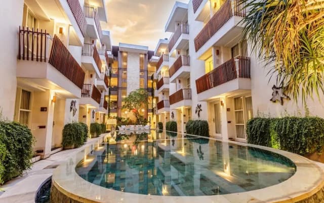 Holiday Inn Express Bali Sunset Road