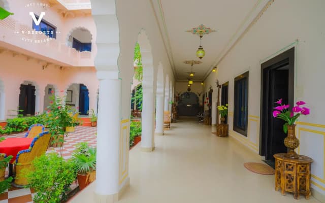 Hotel Kiran Vilas Palace