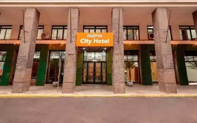 Fast 10 City Hotel