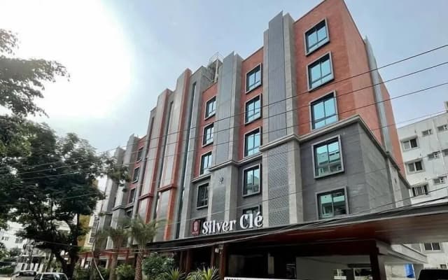 Hotel Silver Clé Hitech City
