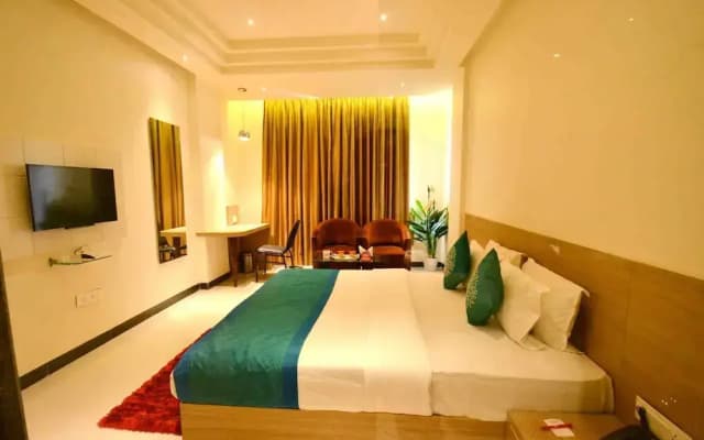 OYO 1378 Hotel Megdoot