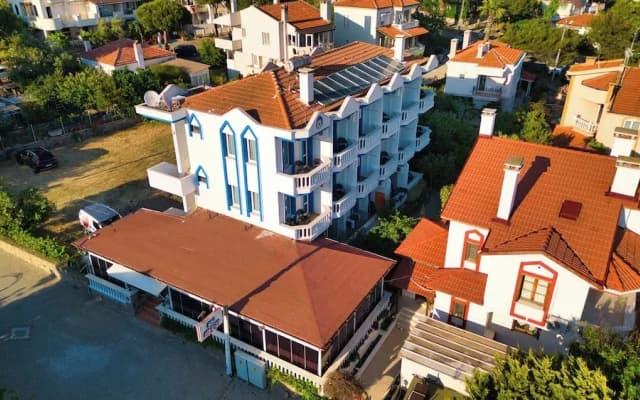 Ezer Hotel