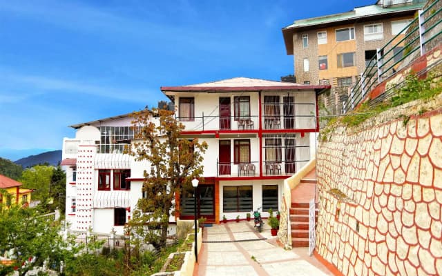 Capital O 3639 Hotel Pioneer
