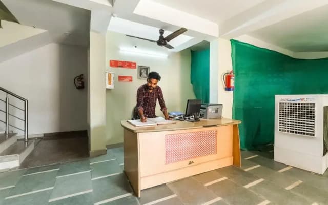 Chahal Guest House By OYO Rooms