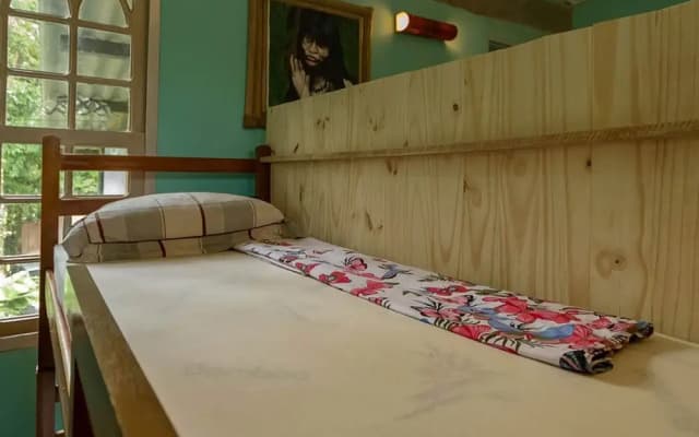 Hostel e Camping Rio das Pedras