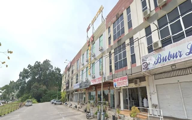OYO 89715 CK Hotel 2