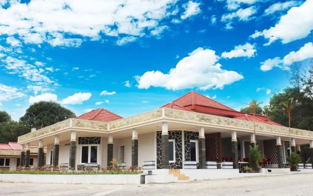 Pesona Bay Sea View Hotel