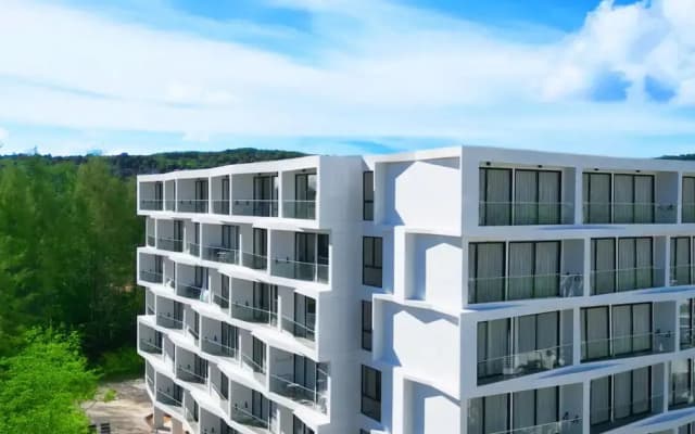Laya Suites & Residences