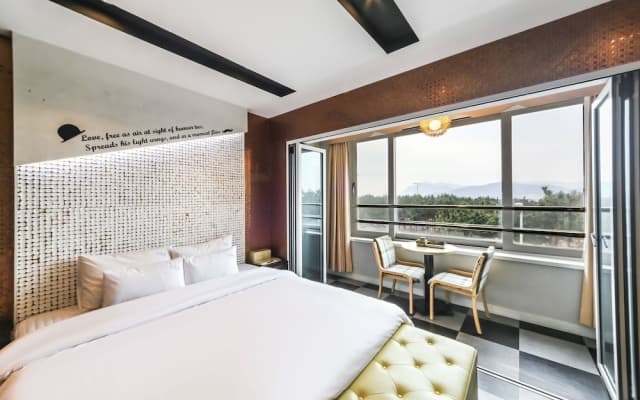 Busan Gangseo Sinhodong Hotel the One