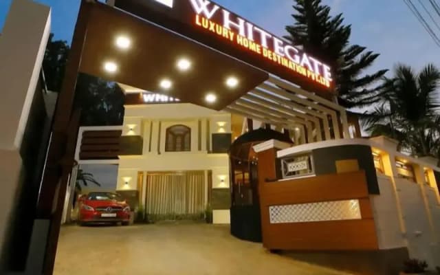 White Gate Luxury Hotel