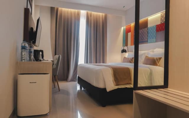 Patra Dumai Hotel