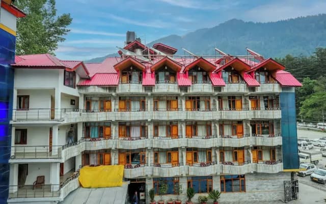 Hotel Naveen Manali