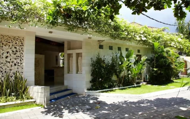 Artemis Villa and Hotel