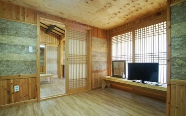 Chan's House Pension