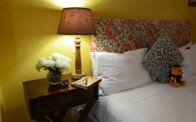 Elizabeth Manor Guest House