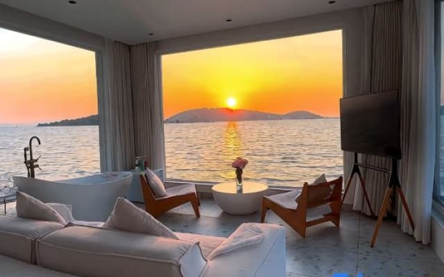 Manhua Island Lake View Homestay