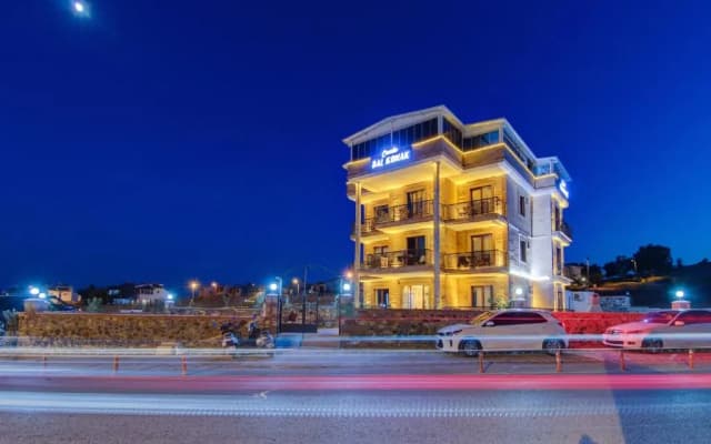 Cunda Bal Konak