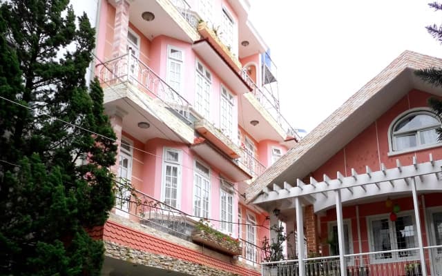Bich Khue Hotel