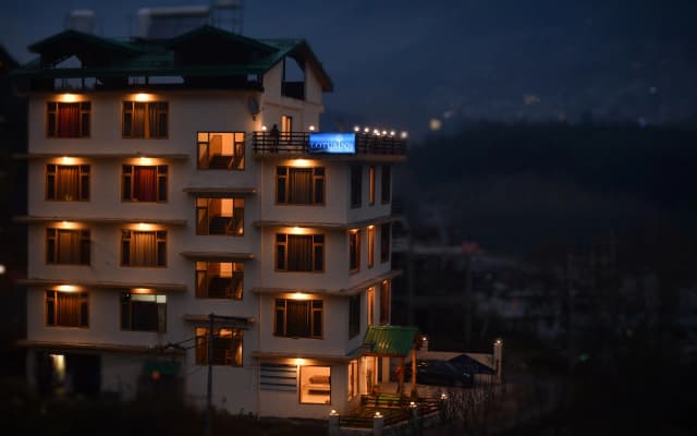 Lotus Inn Rohtang View