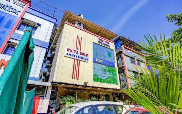 FabHotel White Gold