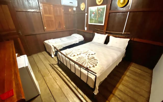 Amazonia Jungle Hotel
