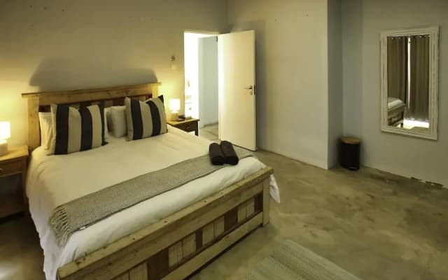 Sandy Feet Langebaan 8-sleeper