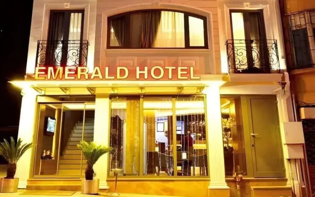 Emerald Hotel