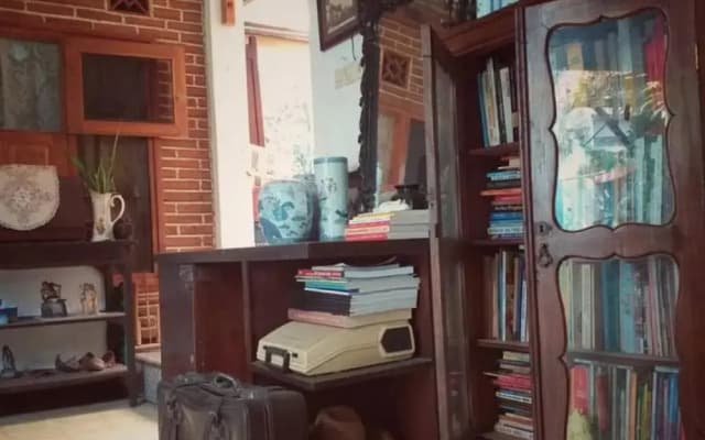 Room in B&B - Villas in Batu Indonesia Homestay
