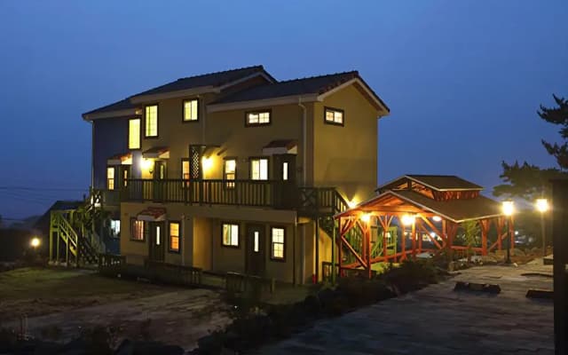 Jejuolleh Province Pension