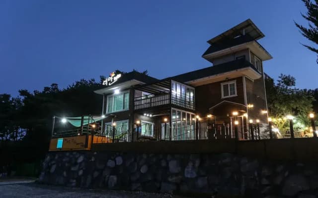 Gyeongju New Doran Pension