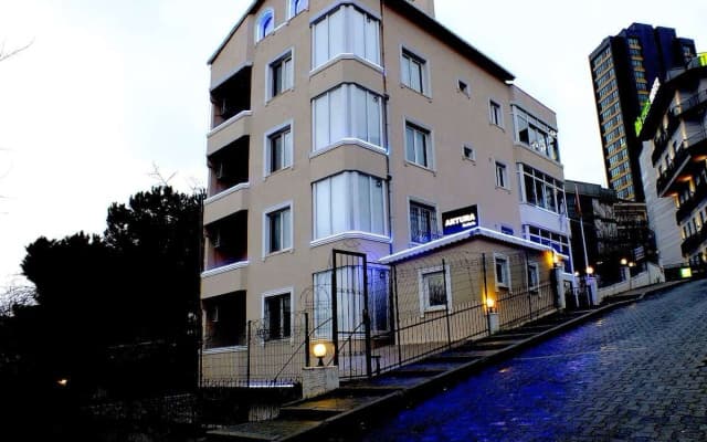 Artura Suite