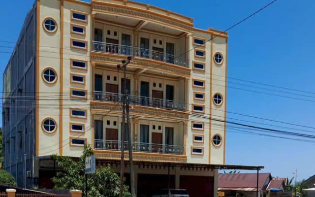 Hotel O Wisma Syariah Dian Near Pare-pare