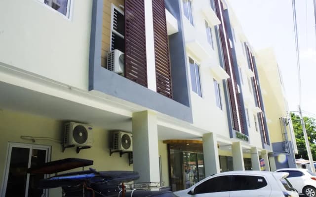 ELTI Suites